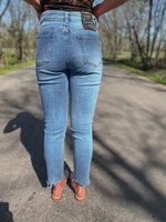 Load image into Gallery viewer, STRAIGHT JEANS W/ RAW HIM
